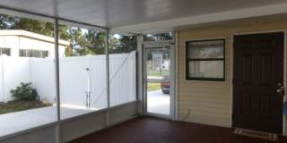Cute 2 Bedroom 1 Bath with huge Screen Porch Gallery 32
