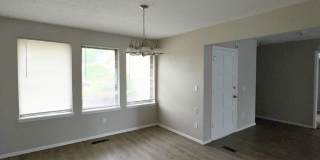 2228 S Whitbourne Pl Gallery 12