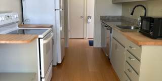 Lovingly Maintained 3 Bed, 2 Bath Home in the Circles Gallery 7