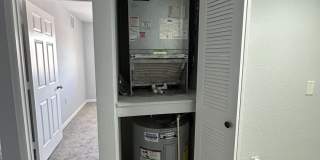 221 SW Palm Drive Gallery 42