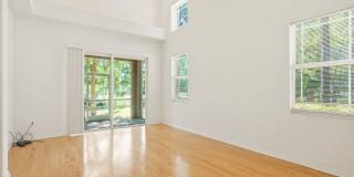 1405 RIDGE TERRACE Gallery 4