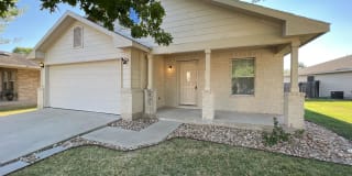2408 Green Meadows Ln Gallery 1