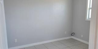 1818 SW Santa Barbara Place unit: 2 Gallery 3