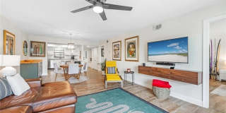 700 Valley Stream Dr Gallery 1