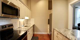 541 Bellevue Avenue Gallery 11