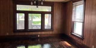 825 S Seneca Ave Gallery 2