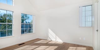 Schooner Bay Apartment Homes Gallery 28