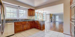 9548 FOX HOLLOW Gallery 21