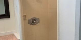 Kon Tiki - Studio Unit - Electric, Water & Sewer included - Avail now! Gallery 13