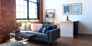 Riverwalk Apartments Gallery 8
