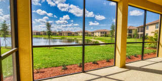Annual Unfurnished Rental – Coach Home 3 Bedrooms, 2 Baths, 2 Car Garage, with Resort Like Amenities – Gran Paradiso Community! Gallery 40