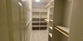 Stunning 3 Bed/2.5 Bath Eagle River Townhome with Unmatched Views! Gallery 10