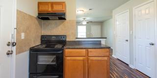 2 bed, 1 bath in great location - move in ready! Gallery 8