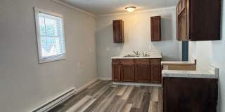 Cozy & Updated 1 Bedroom | 1 Bathroom Efficiency Apartment Cozy & Updated 1 Bedroom | 1 Bathroom Efficiency Apartment Gallery 6