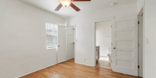 9th St Home Gallery 10