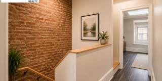 45 Clarendon St. Gallery 8