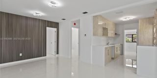 1640 NE 183 ST Gallery 1