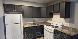 3351 Commercial Ave Gallery 1