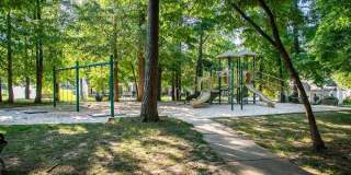 45 Greenview Drive Gallery 66