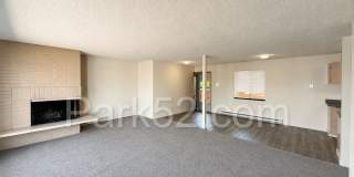 1/2 Off the First Full Month! 2nd Floor 2 Bedroom Spacious Apartment with Renovated Kitchen! Gallery 5
