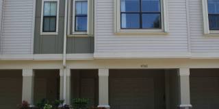 Beautiful Townhome in Pelican Pointe Beautiful Townhome in Pelican Pointe Gallery 1