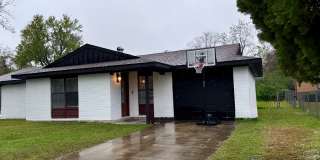 2213 Angus Gallery 1