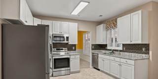 6155 SHADYWOOD Road Gallery 10