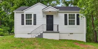 Renovated 2 bedroom home for rent Near Downtown Clarksville! Renovated 2 bedroom home for rent Near Downtown Clarksville! Gallery 1