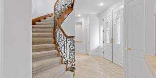 3210 North Ardmore Avenue Gallery 7