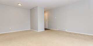 London Square Gallery 34