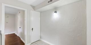 Berkeley Place Gallery 9