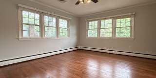 21 Byron Place Gallery 12