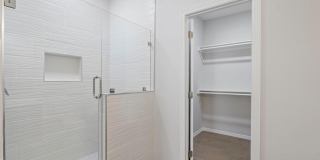 2901 W Driftwood Street unit: 1 Gallery 8