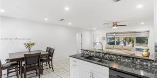 630 NE 23rd Ct Gallery 11