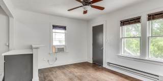 2111 N Linn Gallery 8