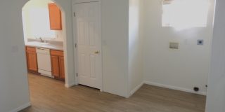 Updated Cul‑de‑Sac Charmer with Bonus Room Gallery 19