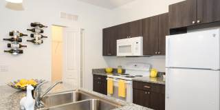 Torino Lakes Rental Townhomes Gallery 12