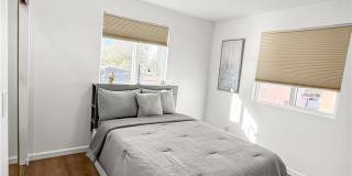 1521 W 37th Place Gallery 39