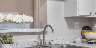 Sheridan Springs Apartments Gallery 9