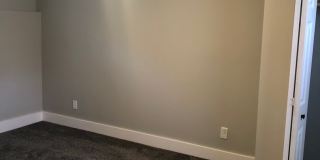 Single Family Home - River Views - Updated Finishes! Gallery 1
