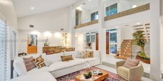 2360 Tigertail Ave Gallery 1