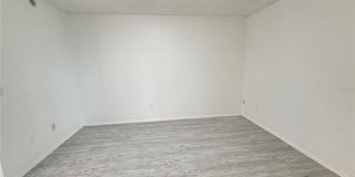 72 LAKEPOINTE Circle Gallery 45