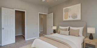 Lincoln Villas on Memorial Gallery 5