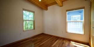 Light-Filled Contemporary Townhome Near Downtown Seattle! Gallery 7
