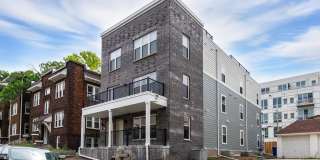 1721 Lagoon Avenue Gallery 21