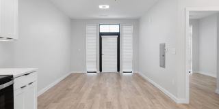 Crossline Gallery 49