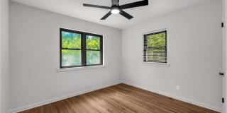 1414 S West Avenue Gallery 24