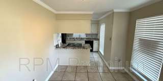 1027 Barrington Dr. Unit A Gallery 4