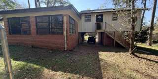 1024 Cherokee Drive Gallery 22