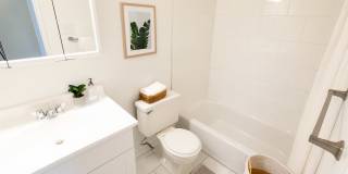 Delaire Landing Gallery 18